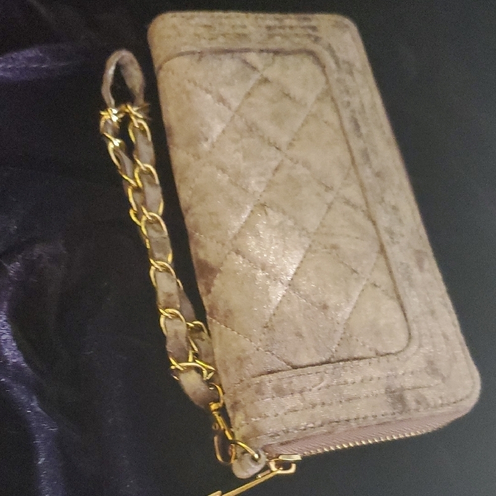 Quilted velvet pale lavender Wallet with Gold Chain